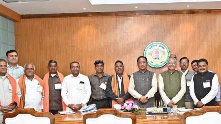 मुख्यमंत्री से बदरा (ब) हाईस्कूल को हायर सेकेंडरी में उन्नयन की मांग.