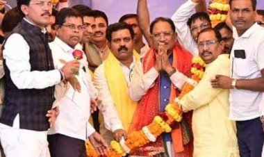 मुख्यमंत्री श्री विष्णु देव साय ने जुनवानी नर्मदा धाम में की पंच कुंडीय श्री रुद्र महायज्ञ की परिक्रमा.