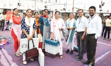 महासमुंद लोकसभा चुनाव 2024, मतदान दल पोलिंग बूथों के लिए हुए रवाना