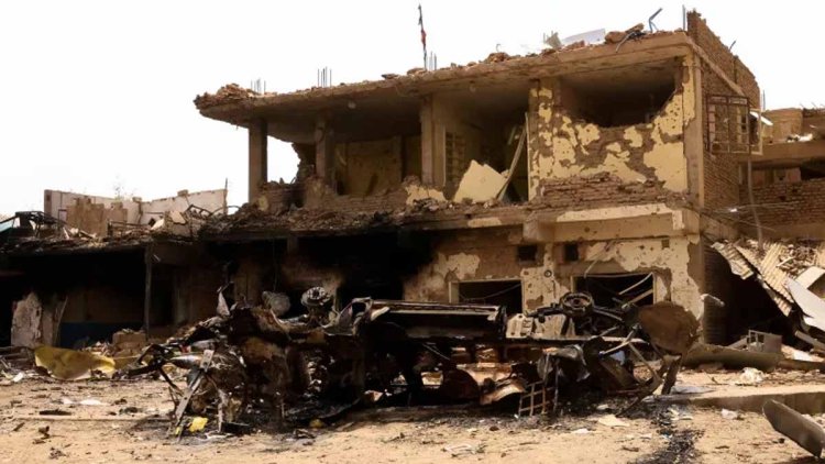 रूस में इमारत ढहने से मरने वालों की संख्या बढ़कर 14 हुई