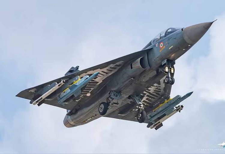 Tejas-MK1A फाइटर जेट Indian Air Force को जुलाई में मिलेगा पहला, जानिए इसकी ताकत