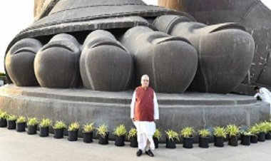 राज्यपाल विश्व की सबसे ऊंची स्टैच्यू ऑफ यूनिटी पहुंचे