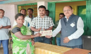 कलेक्टर अनुराग पाण्डेय ने भोपालपटनम ब्लॉक का किया सघन दौरा