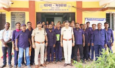 भखारा थाने में कोटवारों की हुई बैठक