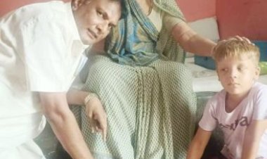 गुरु पूर्णिमा पर मां&शिक्षक  से लिया आशीर्वाद