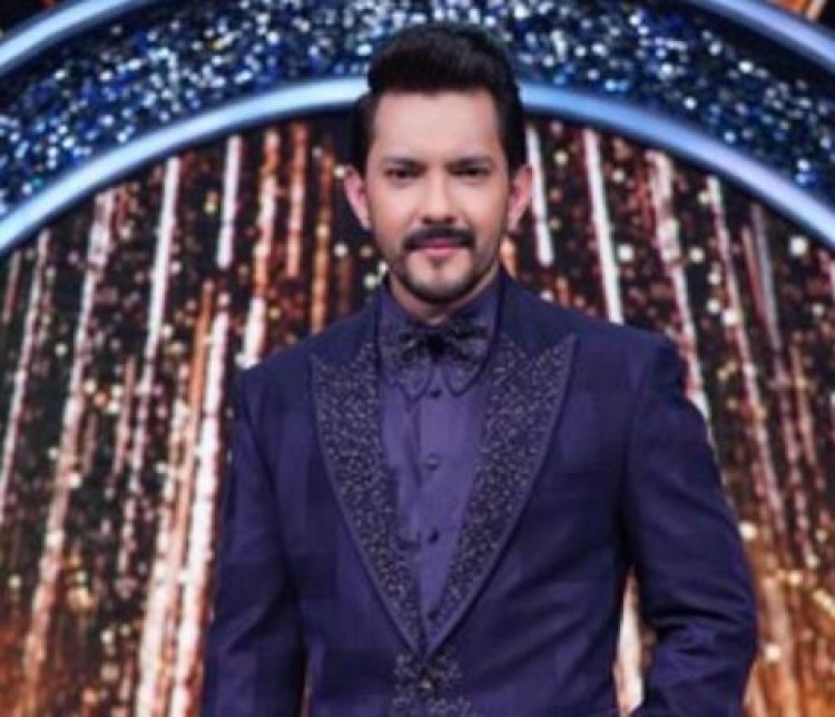 शेख़ हसीना के देश छोड़ने पर बांग्लादेश के अख़बारों ने क्या लिखा