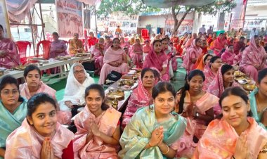 जैन मंदिरों में संतों के चातुर्मास की साधना का आयोजन:नंदीश्वर जिनालय में ध्वजारोहण के साथ शुरू हुआ पूजन प्रशिक्षण शिविर
