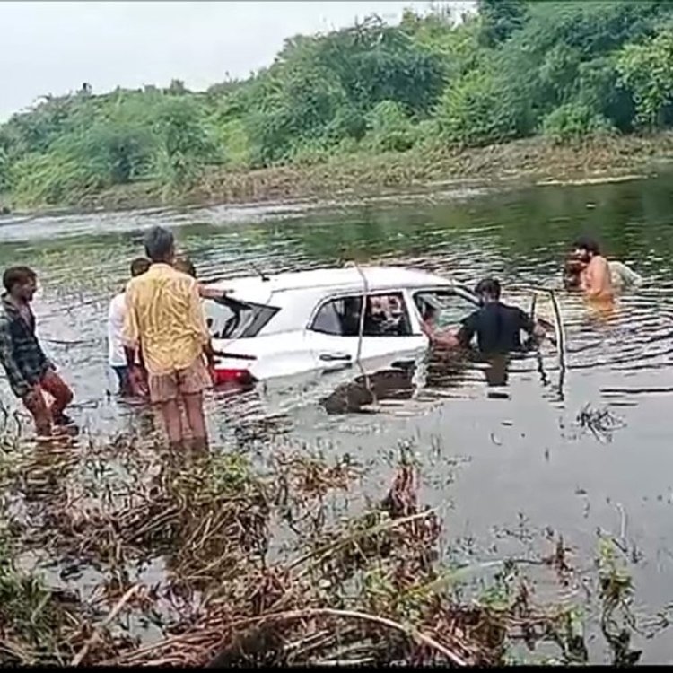 ससुराल गए युवक की कार पिलुआ डेम में बही:रपटे के ऊपर से बह रहा था पानी, चालक ने जैसे ही कार निकाली डैम में चली गई, एक किलोमीटर तक बही