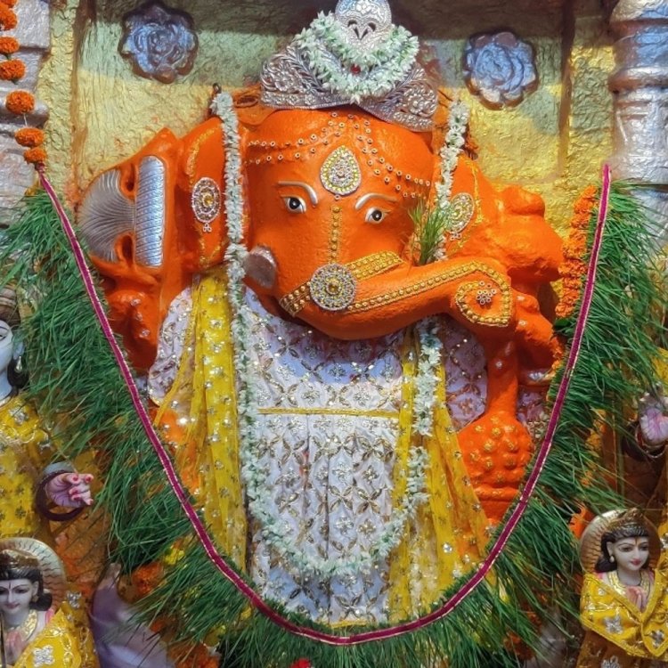 देवास के नागदा में भगवान की महाभारतकालीन प्राचीन गणेश प्रतिमा:पांच बुधवार दर्शन करने से पूरी होती है मनोकामना