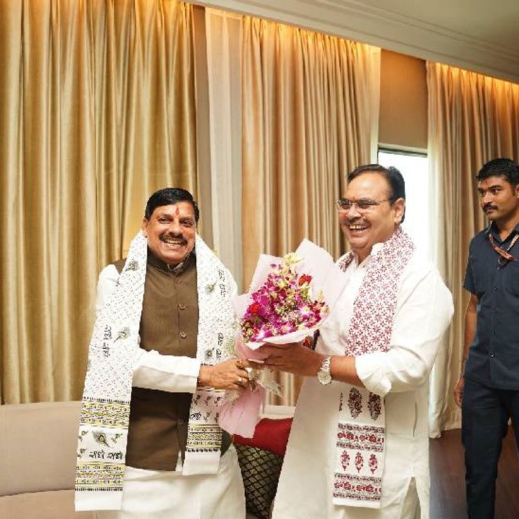 चौथे री इन्वेस्ट में शामिल होने गुजरात पहुंचे मोहन यादव:गांधीनगर में एमपी के क्लीन और ग्रीन एनर्जी सेक्टर में हुए काम बताएंगे सीएम