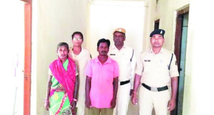 17 महिला से 13 लाख की ठगी, मां-बेटा गिरफ्तार