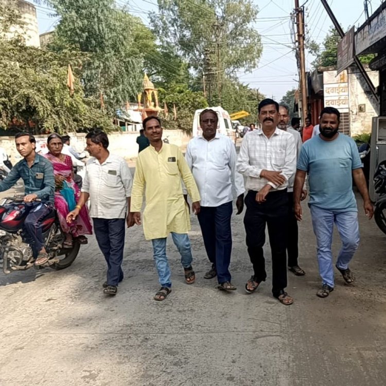 बड़वानी में मार्ग बंद होने से परेशानी:नपा नेताप्रतिपक्ष ने उठाया सवाल; एक पटरी निर्माण के लिए पूरा रास्ता क्यों रोका