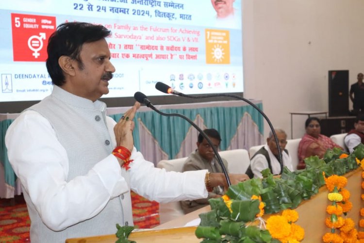 संयुक्त राष्ट्र के सतत विकास लक्ष्यों को पाने के लिए चतुर्थ अंतरराष्ट्रीय सम्मेलन का चित्रकूट में शुभारंभ, 3 दिन नीति निर्धारक एवं विद्वतजन करेंगे चिंतन