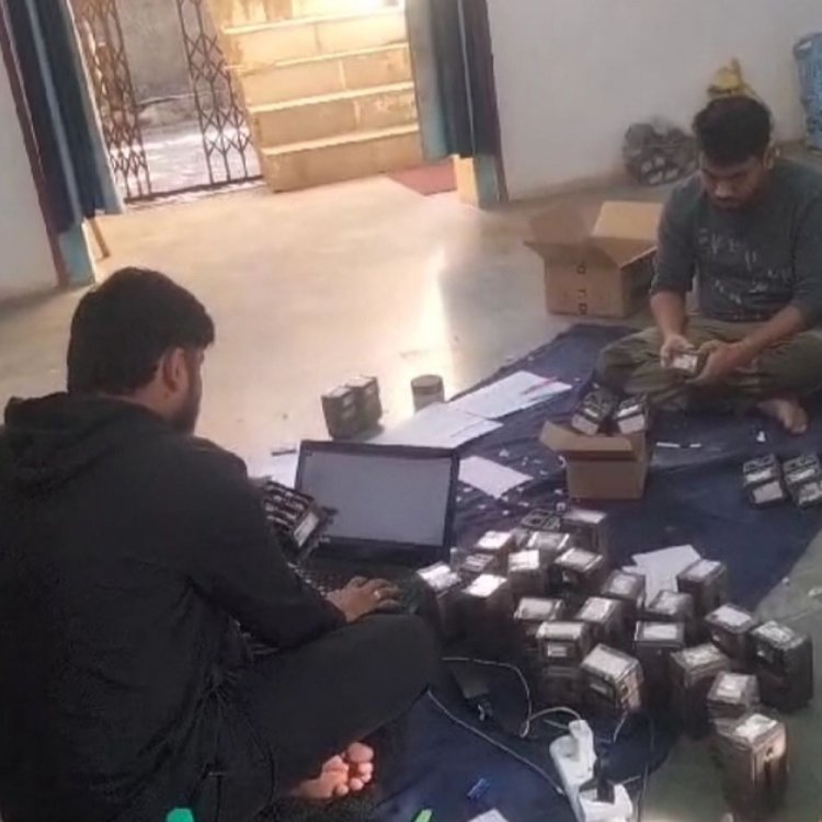 बुरहानपुर वन्य क्षेत्रों की 300 लोकेशन पर ट्रैप कैमरे लगेंगे:वन्यजीवों की गणना और निगरानी में मिलेगी मदद, बाघ की उपस्थिति का भी पता चलेगा