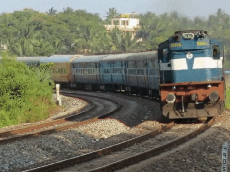 दक्षिण दर्शन यात्रा के लिए भारत गौरव पर्यटन ट्रेन:2 जनवरी को इंदौर से रवाना होगी; एमपी के 9 स्टेशन पर हॉल्ट