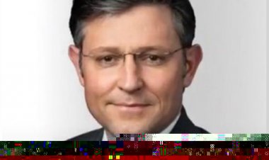 रिपब्लिकन माइक जॉनसन फिर चुने गए अमेरिकी सदन के अध्यक्ष