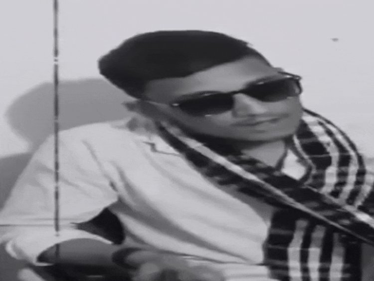 रीवा में युवक ने खुलेआम लहराया कट्टा, VIDEO:सोशल मीडिया पर बनाई रील; वायरल होने पर घर पहुंची पुलिस