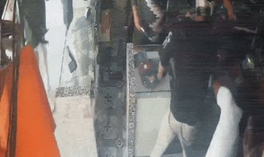 मुरैना में रंगदारी नहीं देने पर दुकानदार से मारपीट:6 नकाबपोश बदमाशों ने पीटा, दुकान में तोड़फोड़ कर भागे; VIDEO