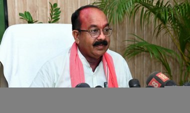 ट्रेन की चपेट में आने से अज्ञात युवक की मौत:अशोकनगर-रातीखेड़ा स्टेशन के बीच हुई घटना; अब तक नहीं हुई मृतक की पहचान