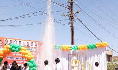 सिंधिया ने राजमाता की प्रतिमा का अनावरण किया:अशोकनगर में अस्पताल निरीक्षण कर मरीजों का हाल लिया; कलेक्ट्रेट में जनसुनवाई करेंगे