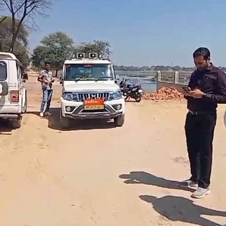 महेंद्र सागर तालाब से अतिक्रमण हटाने की कार्रवाई शुरू:हाईकोर्ट के आदेश पर हटाई अवैध फेंसिंग, फसल बोने वालों का कब्जा भी हटेगा