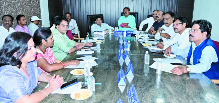 महापौर परिषद की बैठक में विभिन्न कार्यों को मिली स्वीकृति