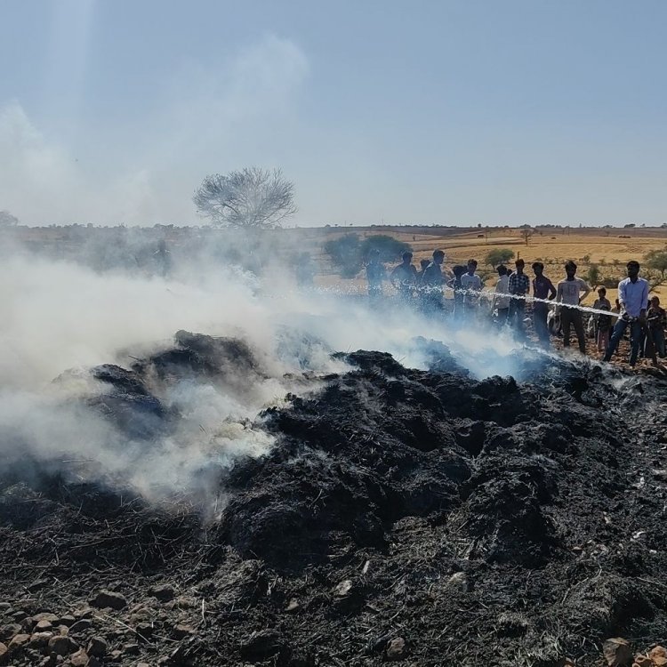 राजगढ़ में 5 किसानों की गेहूं की फसल जलकर राख:बिजली के तारों की चिंगारी से लगी आग, एक घंटे देरी से पहुंची दमकल
