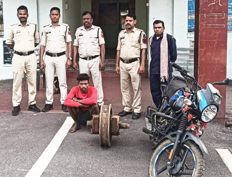 स्टील प्लांट में चोरी, एक गिरफ्तार