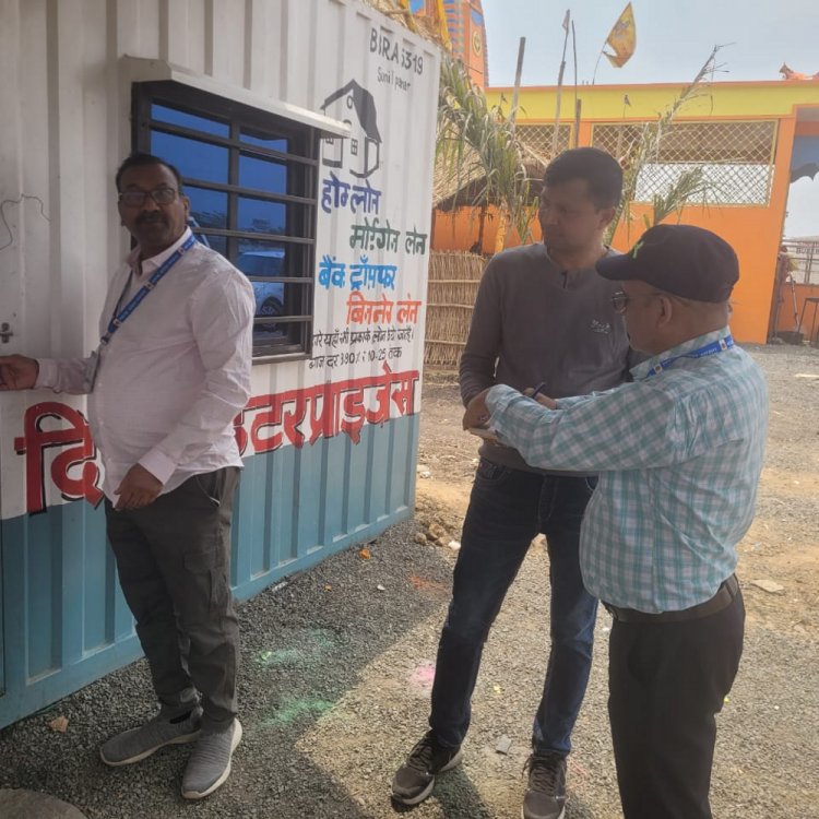 इंदौर में अवैध कॉलोनी पर एक्शन:ग्राम धन्नड़ स्थित अवैध कॉलोनी के कार्यालयों को किया सील