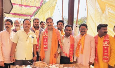 श्रीराम मंदिर में महाआरती के बाद भंडारा, न्यायिक परिवार का भी सहयोग