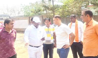 नपा अध्यक्ष ने नगर विकास पर  रेलवे अफसरों से की चर्चा