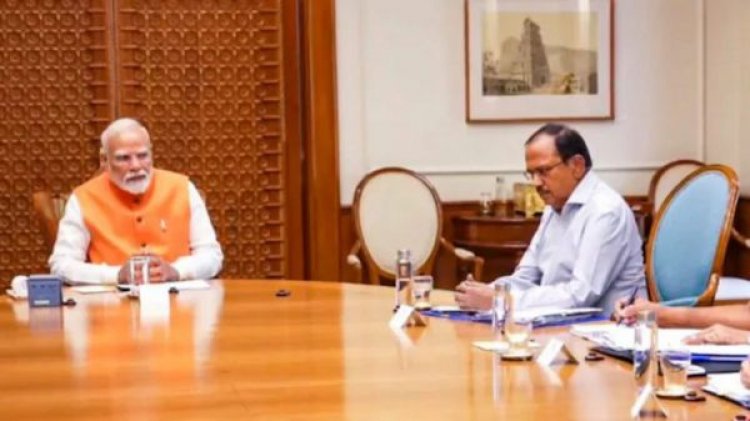 पीएम मोदी से मिले NSA अजीत डोभाल, पूरे हालात की जानकारी दी, रक्षा मंत्री सुबह 10 बजे CDS और तीनों आर्मी चीफ के साथ करेंगे बैठक
