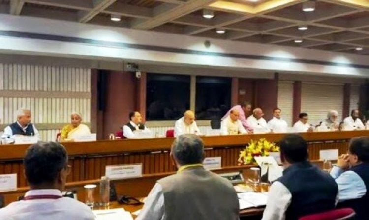 राजनाथ सिंह की अध्यक्षता में सर्वदलीय बैठक शुरू, राजनीतिक दलों को दी जा रही ऑपरेशन सिंदूर से संबंधित महत्वपूर्ण जानकारी