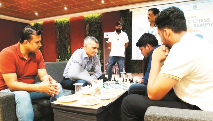 छत्तीसगढ़ अंडर-13 फिडे रेटिंग शतरंज चैंपियनशिप के चौथे राउंड में रोचक मुकाबले, कई बाजियां बराबरी पर खत्म