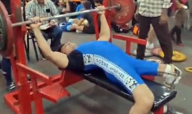 'हम करके दिखाते हैं' : अदाणी ग्रुप के अशोक परमार ने गोल्ड मेडल जीतकर दिखाई असाधारण दृढ़ता