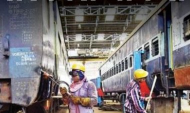 सरकारी नौकरी:रेलवे में 374 पदों पर निकली भर्ती; आवेदन की आखिरी तारीख आज, 10वीं पास तुरंत करें अप्लाई