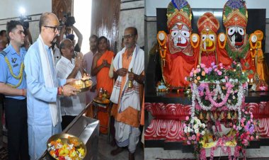 राज्यपाल रमेन डेका ने किए महाप्रभु जगन्नाथ भगवान के दर्शन