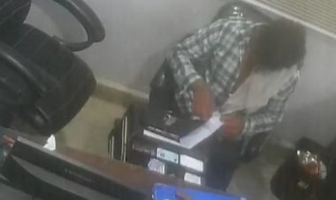 विदिशा के शेरपुरा में चोरी की हैट्रिक:पहले क्लिनिक से 65 हजार, फिर लाइब्रेरी से मोबाइल चुराया; तीसरी रात में पकड़ाया आरोपी