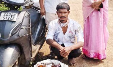 विदेशी मदिरा- स्कूटी जब्त