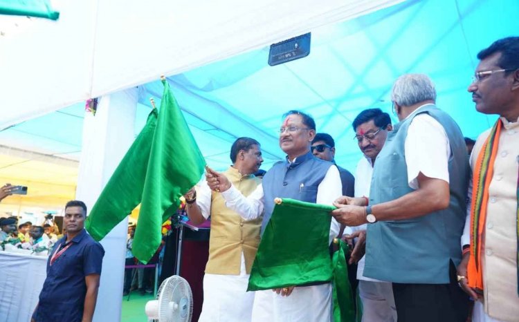 रेलवे इंफ्रास्ट्रक्चर में तेजी से हो रहा निवेश आने वाली पीढ़ियों के लिए नया भविष्य गढ़ेगा.