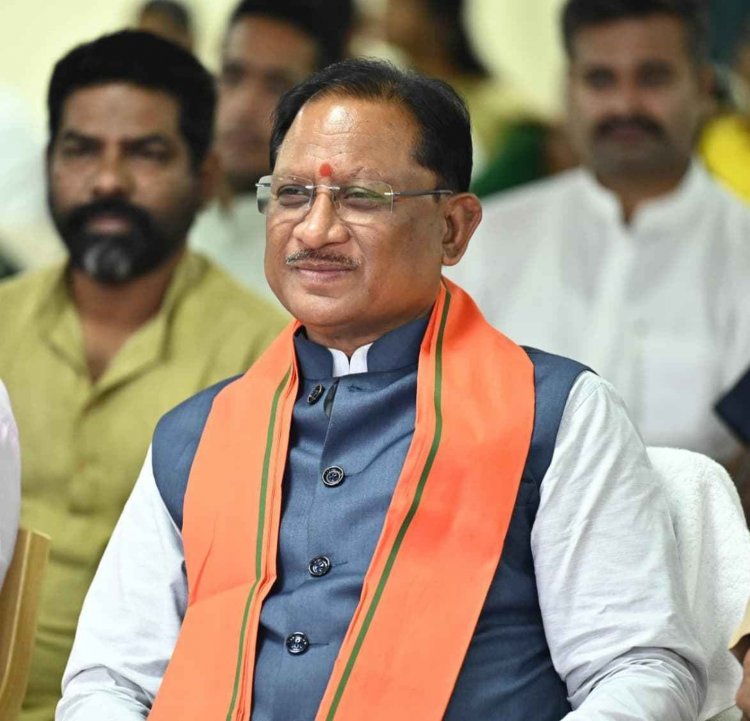 मुख्यमंत्री श्री विष्णु देव साय ने सुनी ‘मन की बात’ कार्यक्रम.