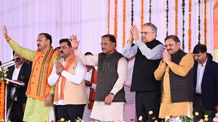 मुख्यमंत्री श्री विष्णुदेव साय ने मेडिकल कॉलेज निर्माण स्थल पर शिला-स्थापना.