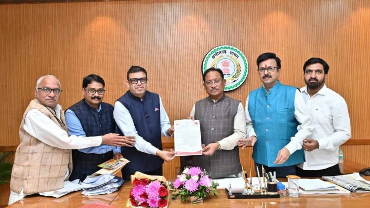 मुख्यमंत्री से CAIT प्रतिनिधियों की सौजन्य मुलाकात, स्वदेशी संकल्प यात्रा में शामिल होने का दिया आमंत्रण