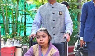 मुख्यमंत्री जनदर्शन में दिव्यांगजनों को मिली राहत, मुख्यमंत्री ने प्रदान किया बैटरी ट्राइसिकल, व्हीलचेयर .