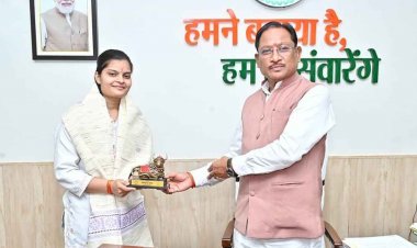 यूपीएससी सिविल सेवा परीक्षा में 35वीं रैंक प्राप्त करने वाली सुश्री वैभवी अग्रवाल को मुख्यमंत्री ने दी बधाई.