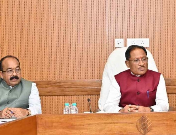 मुख्यमंत्री की अध्यक्षता में छत्तीसगढ़ राजधानी क्षेत्र विकास प्राधिकरण (SCR) की पहली बैठक .